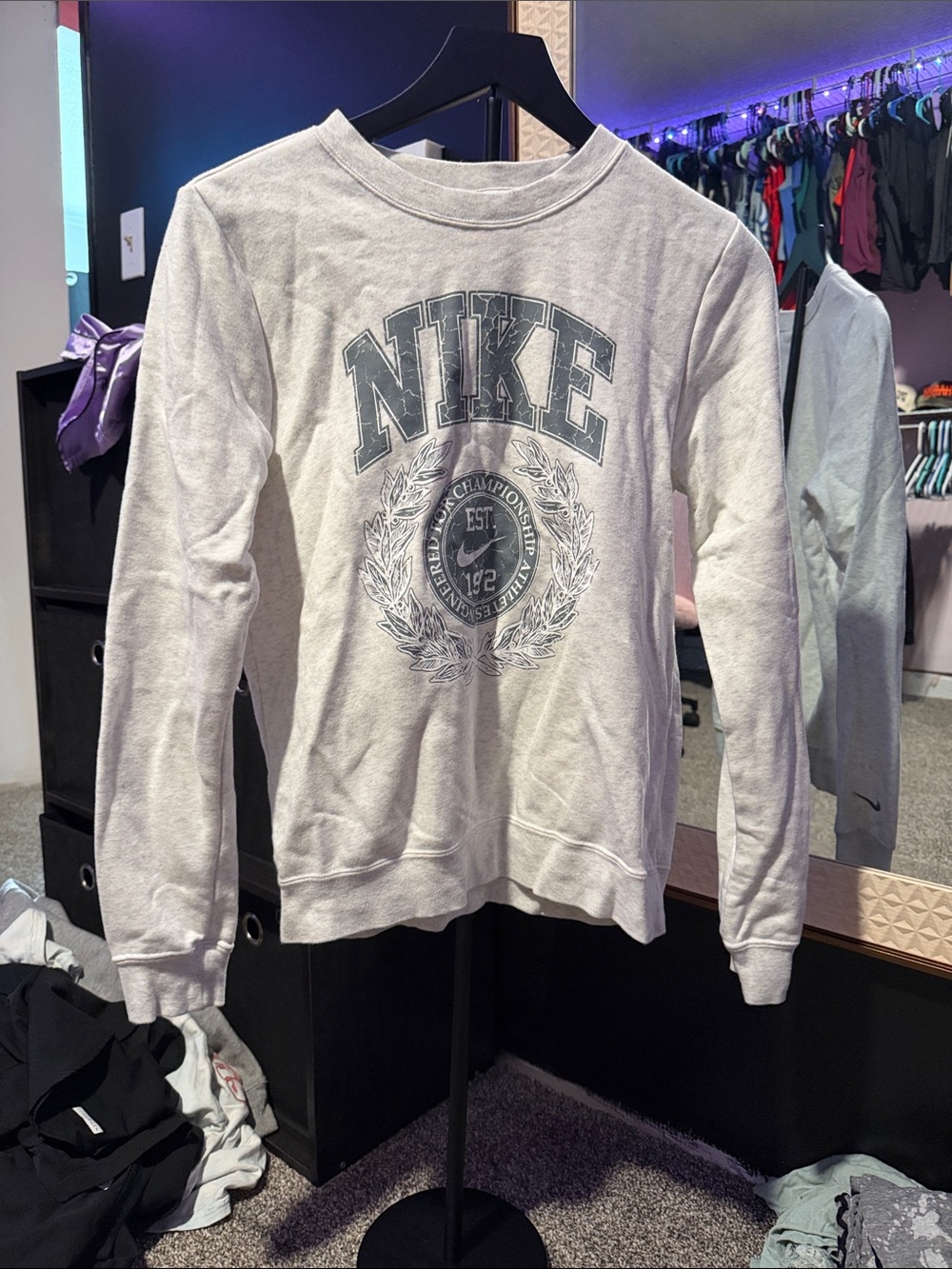 Nike Women’s Heather Gray Crewneck Sweatshirt with Navy Logo